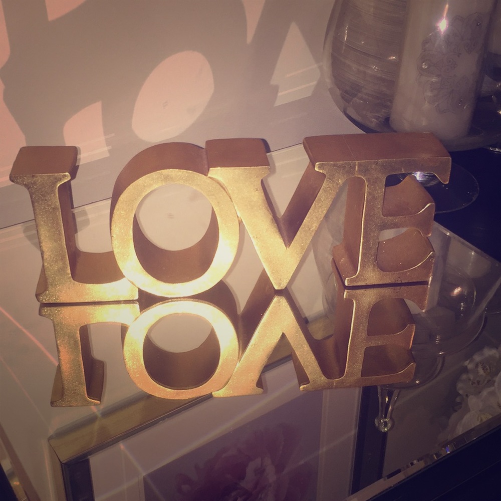 LOVE decor